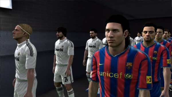fifa足球哪代有中文,fifa足球