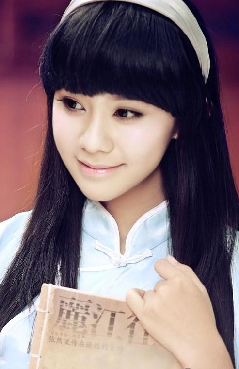 民国风情,学生装美女完整页