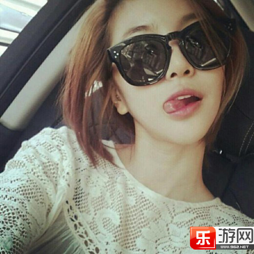 乐游盘点:2015女性身体最性感部位排行 腿玩