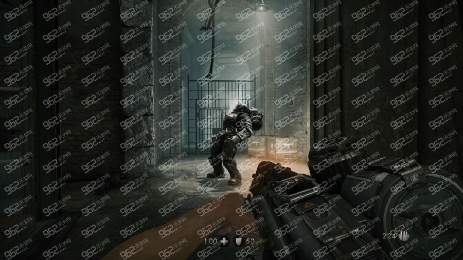 《德军总部:旧血脉》无敌、无限弹药修改方法