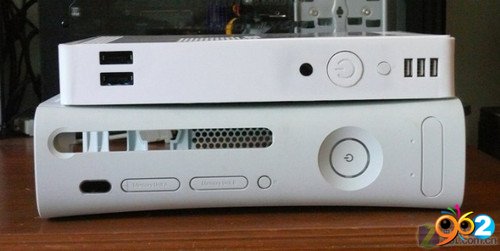 վ:Xbox 360 Slim 