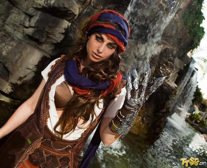 《波斯王子4》性感女版cos图集欣赏